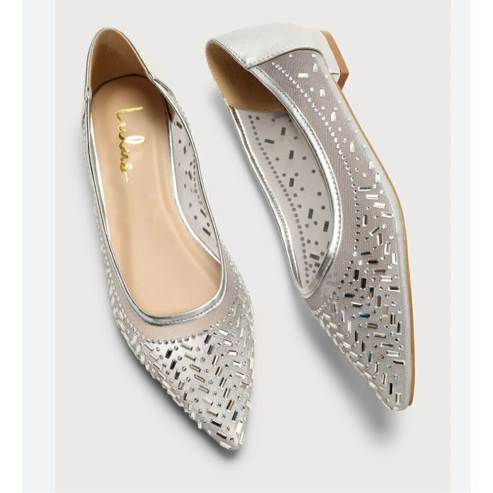 NWOT Lulu’s rhinestone silver ballet flats size 8